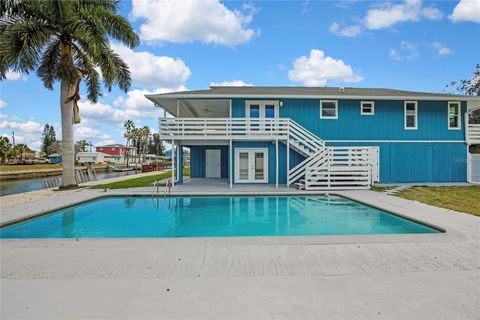 Photo of 6703 Seaview Boulevard, Hudson, FL 34667 (MLS # TB8480998)