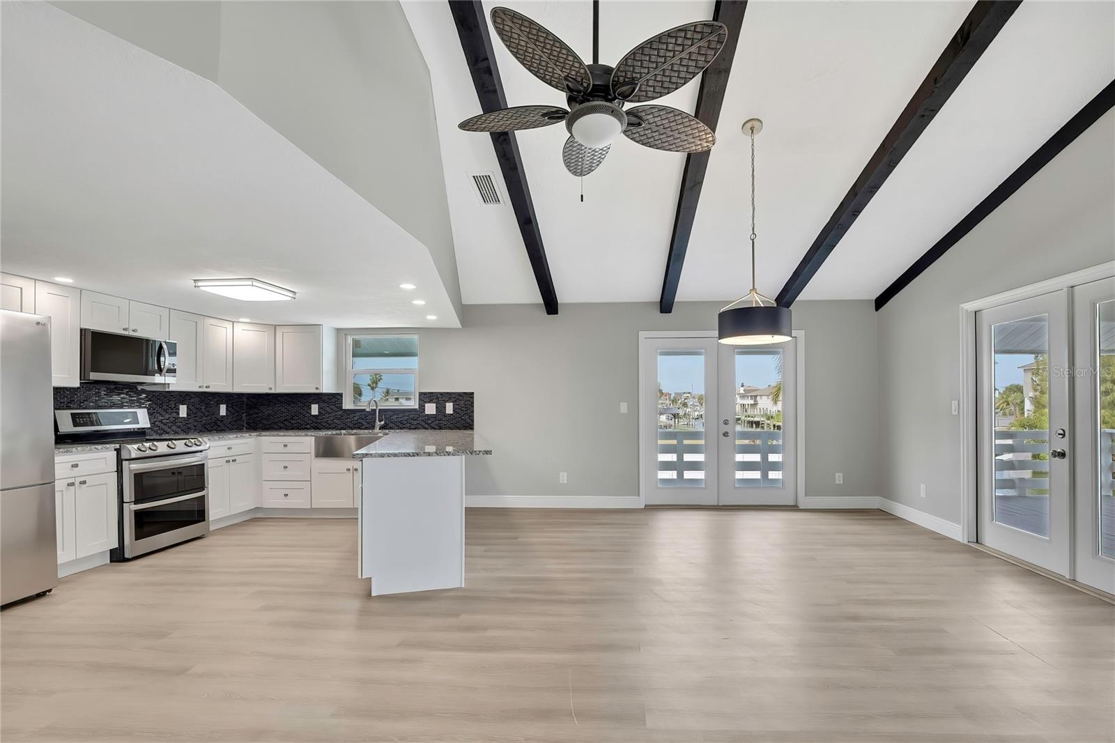 DRIFTWOOD ISLES - Residential