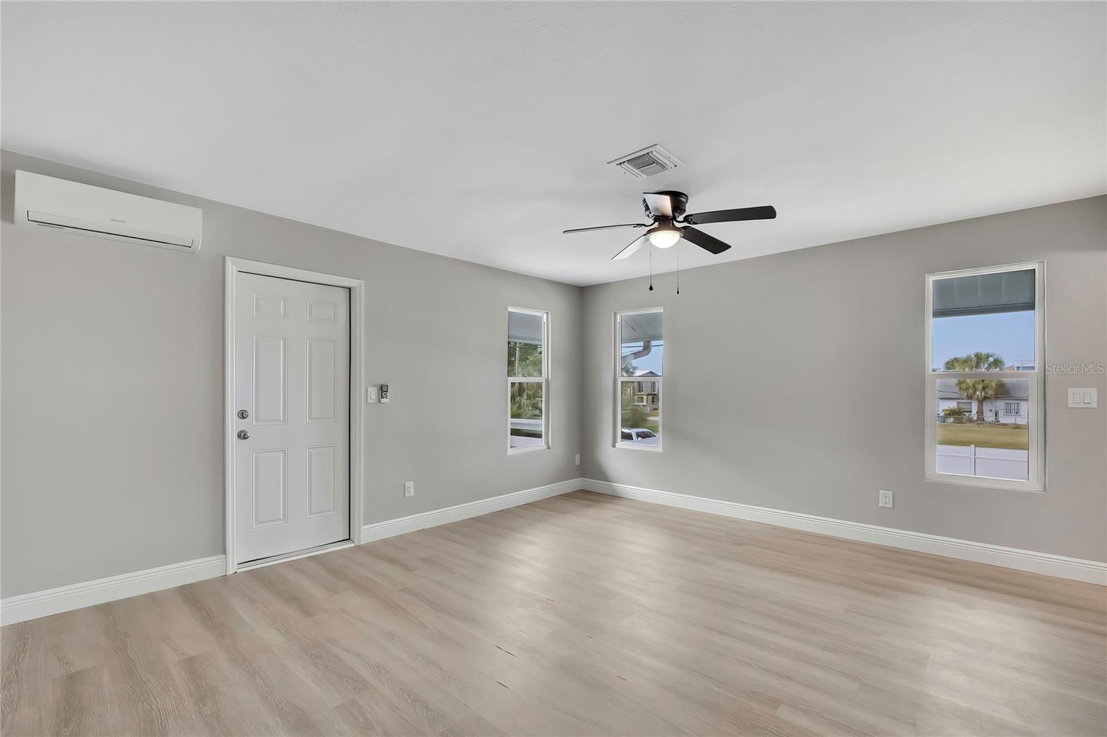 DRIFTWOOD ISLES - Residential