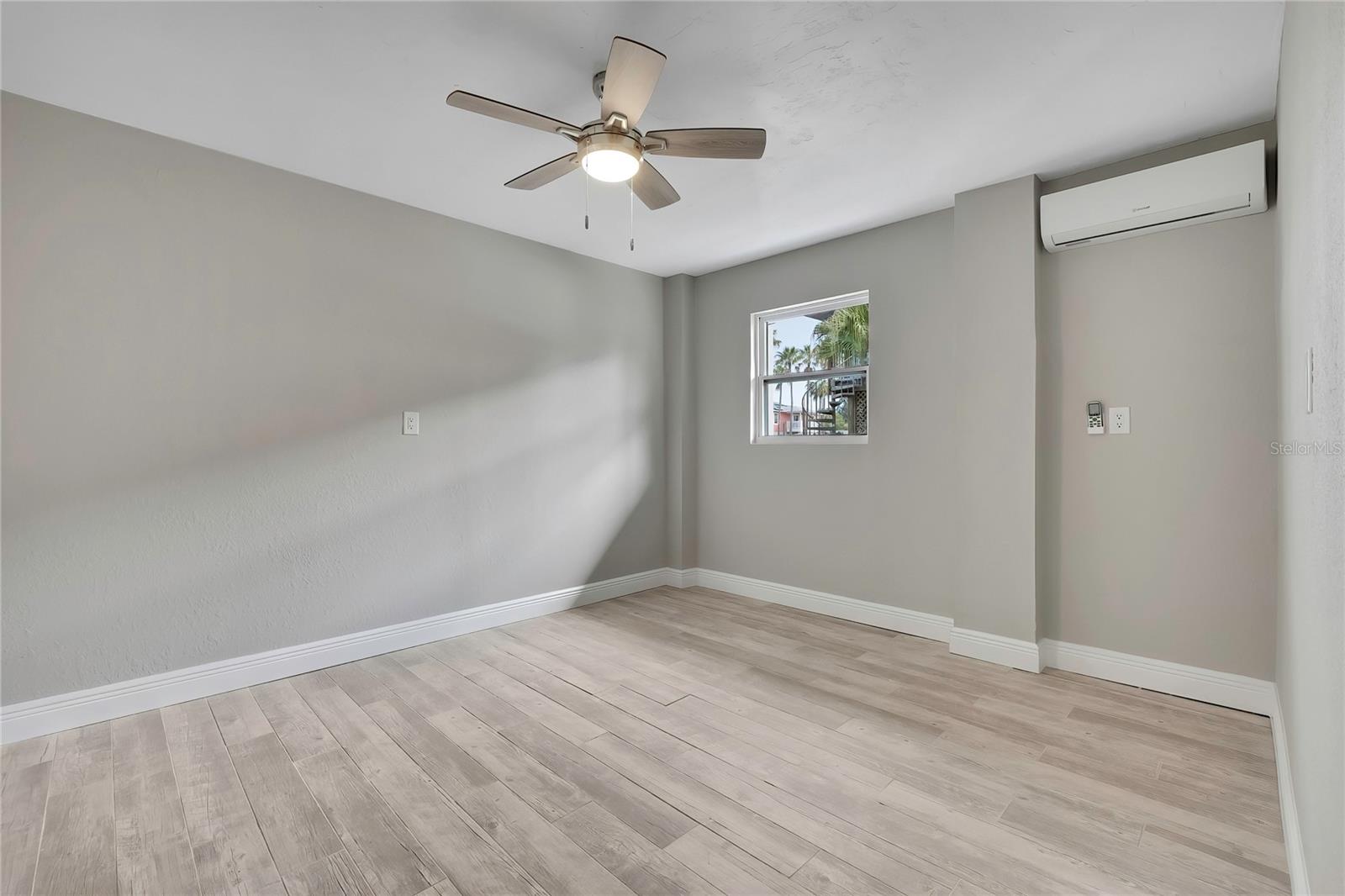 DRIFTWOOD ISLES - Residential