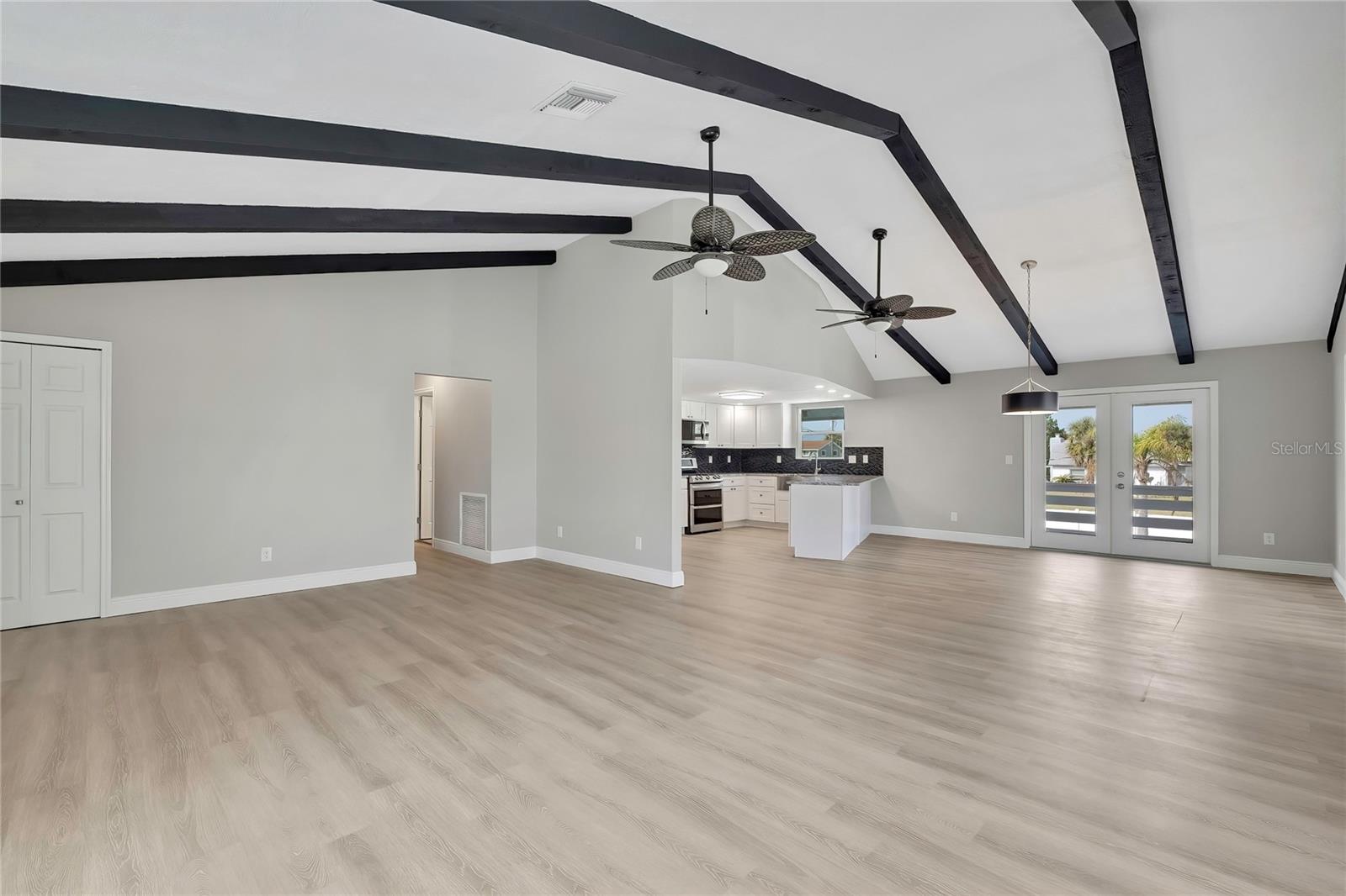 DRIFTWOOD ISLES - Residential