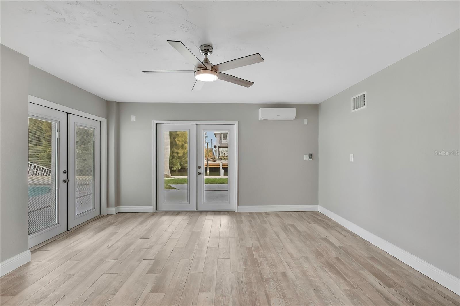 DRIFTWOOD ISLES - Residential