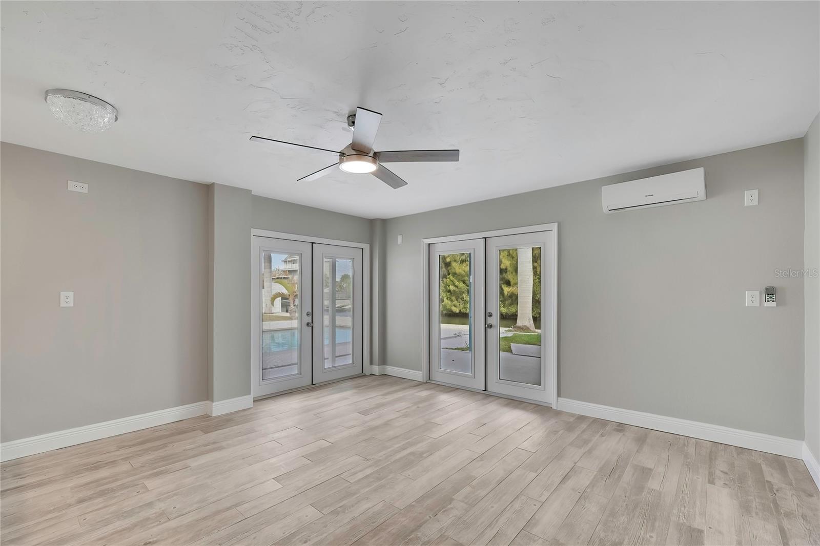 DRIFTWOOD ISLES - Residential