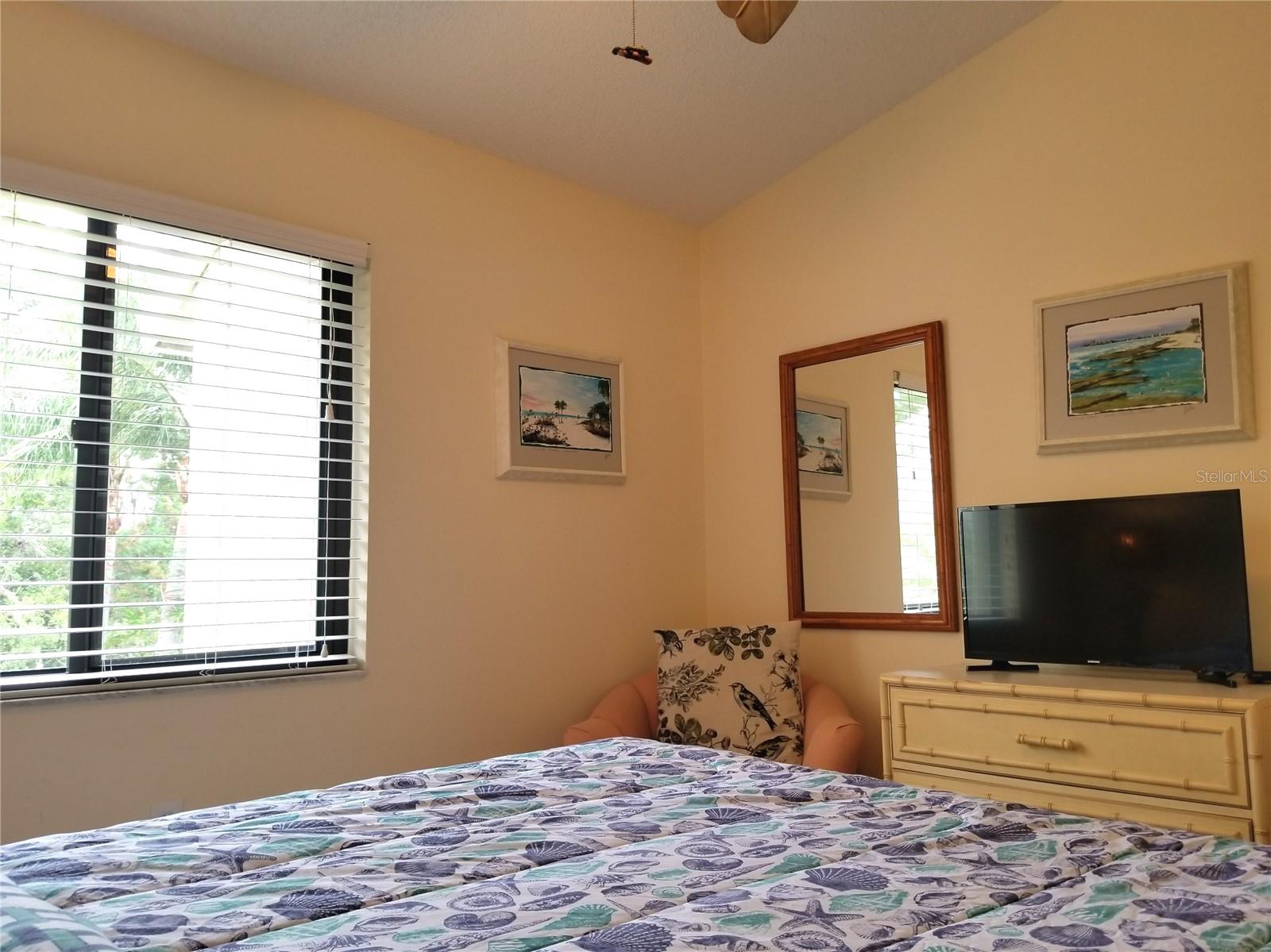 EAGLE CREEK VI CONDO - Residential Lease