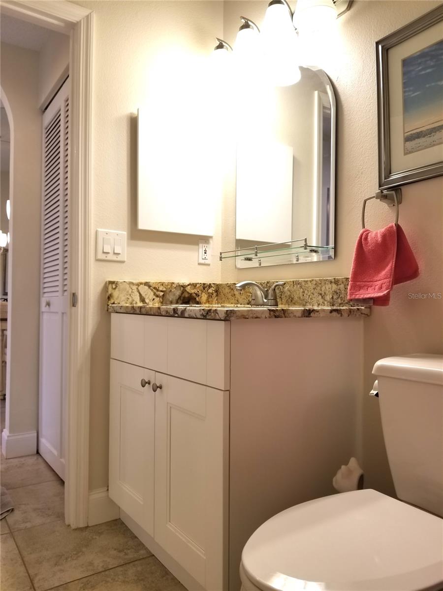 EAGLE CREEK VI CONDO - Residential Lease