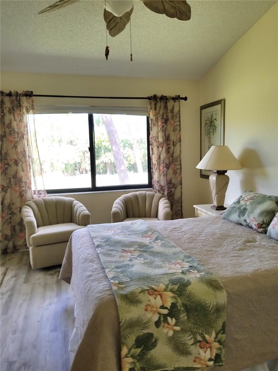 EAGLE CREEK VI CONDO - Residential Lease