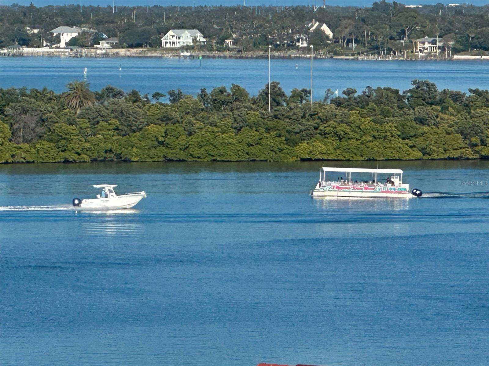 CLEARWATER POINT NO 7 (NO TENNIS) - Residential