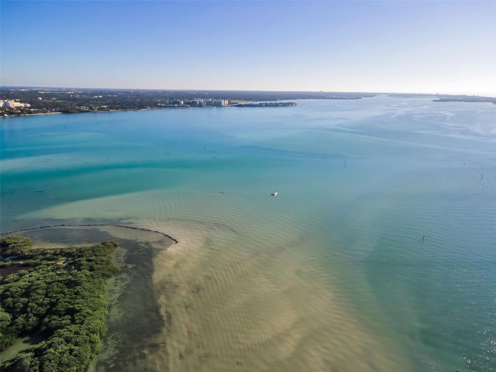 CLEARWATER POINT NO 7 (NO TENNIS) - Residential