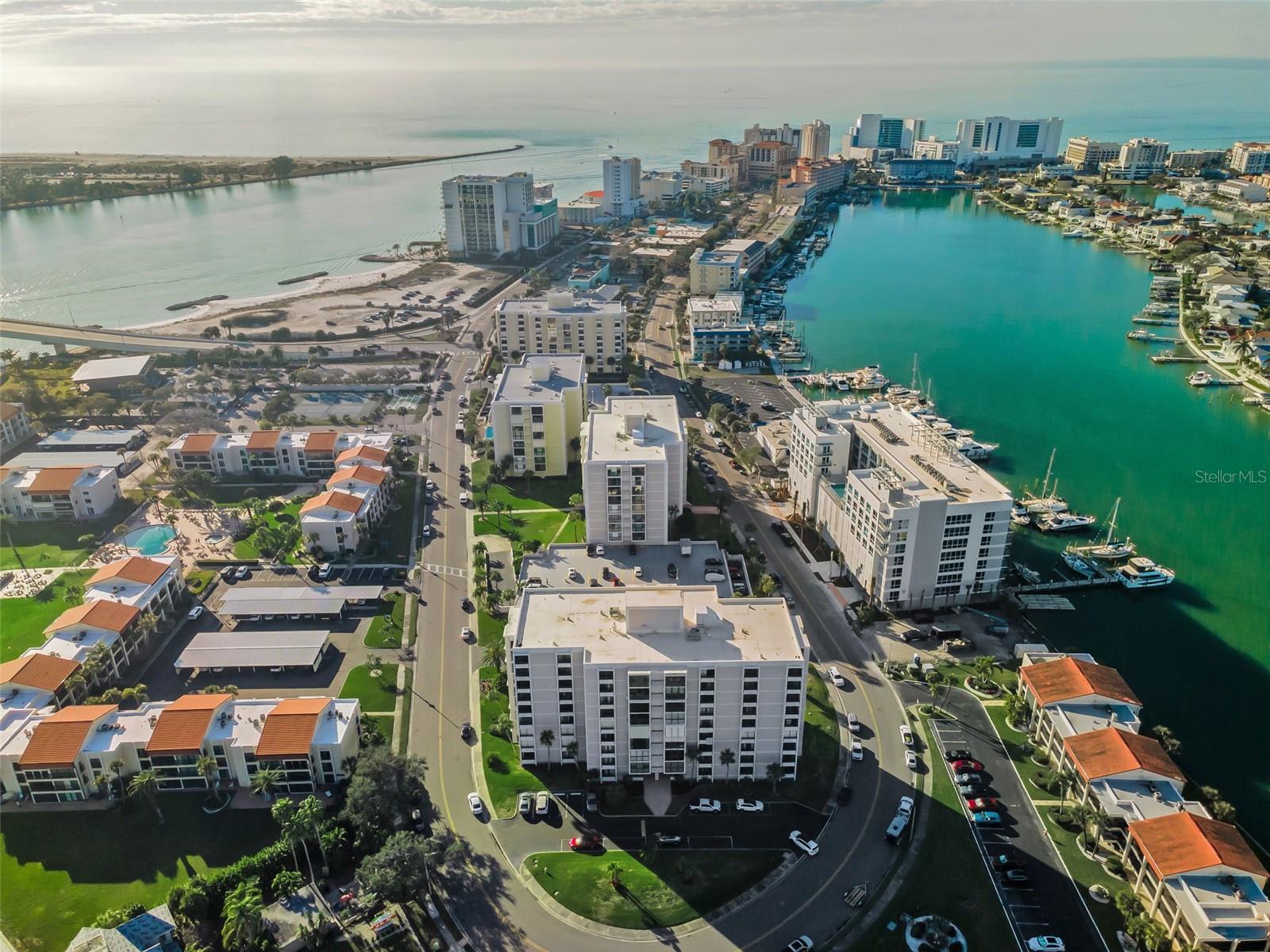 CLEARWATER POINT NO 7 (NO TENNIS) - Residential