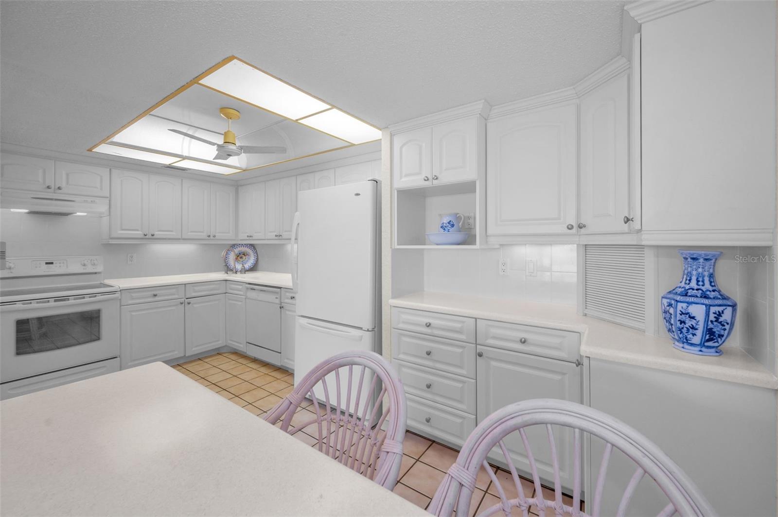 CLEARWATER POINT NO 7 (NO TENNIS) - Residential