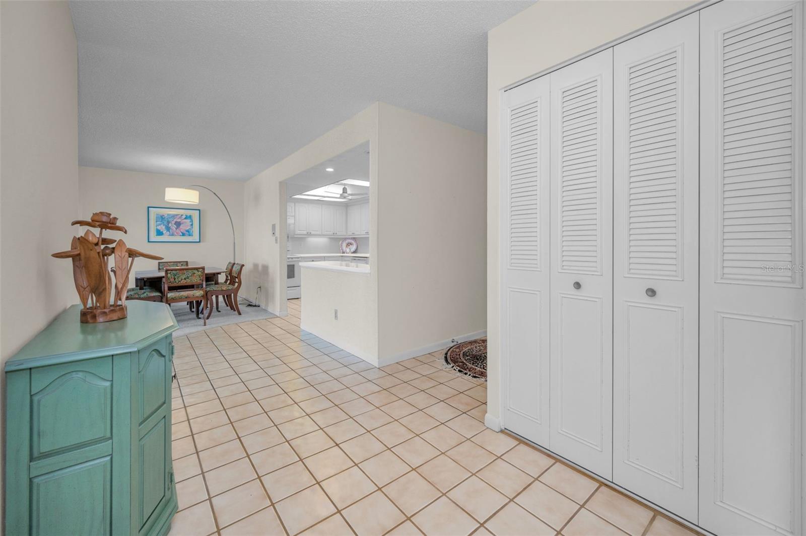 CLEARWATER POINT NO 7 (NO TENNIS) - Residential