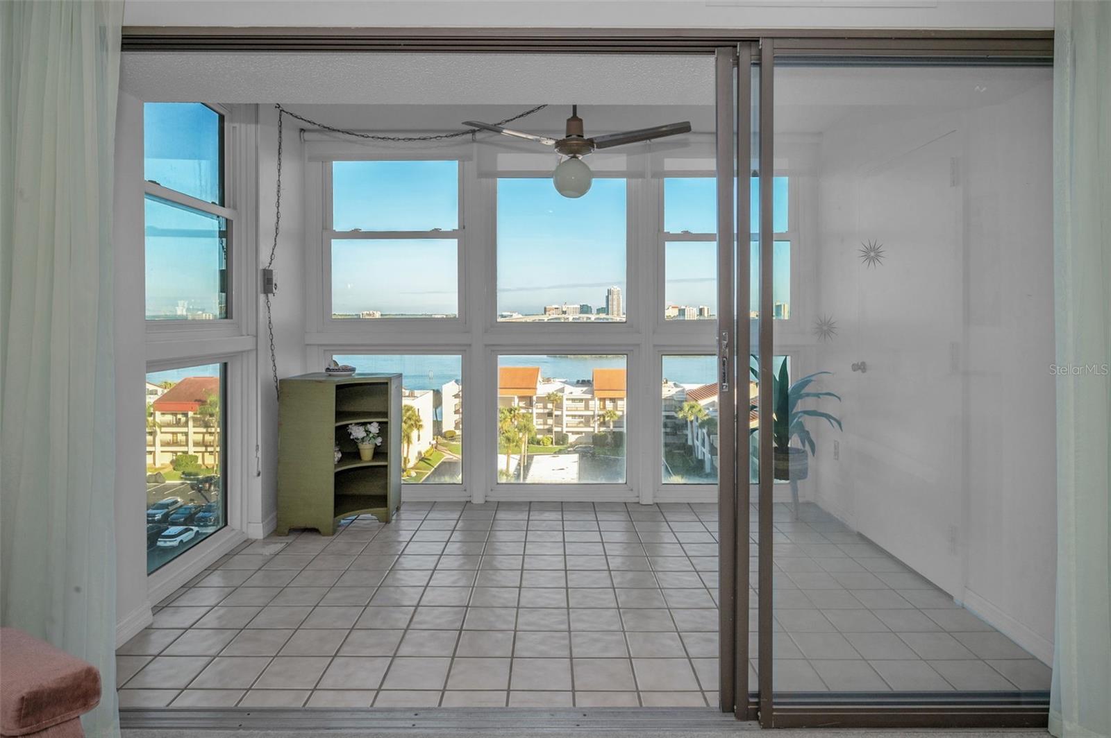 CLEARWATER POINT NO 7 (NO TENNIS) - Residential