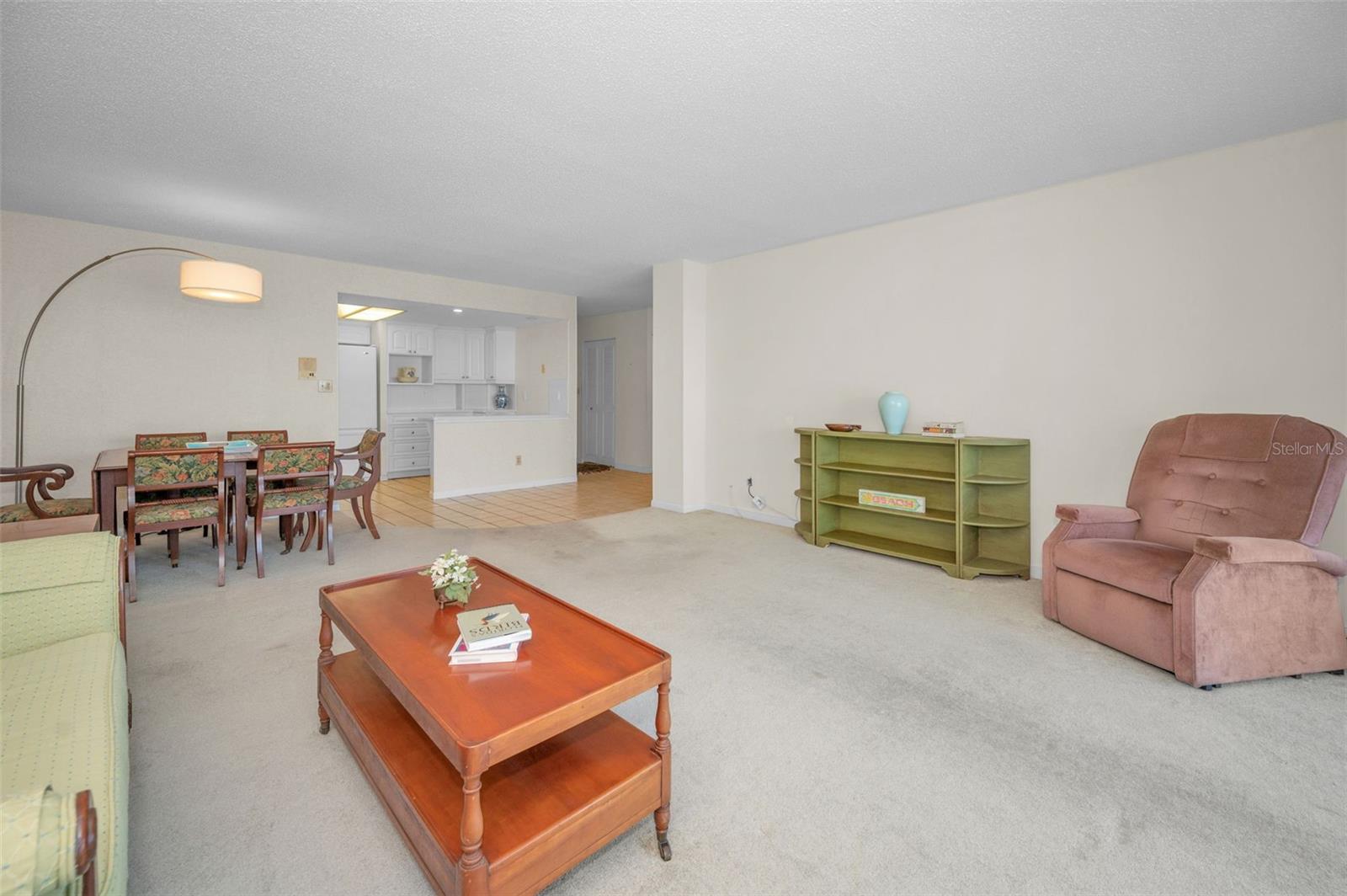 CLEARWATER POINT NO 7 (NO TENNIS) - Residential