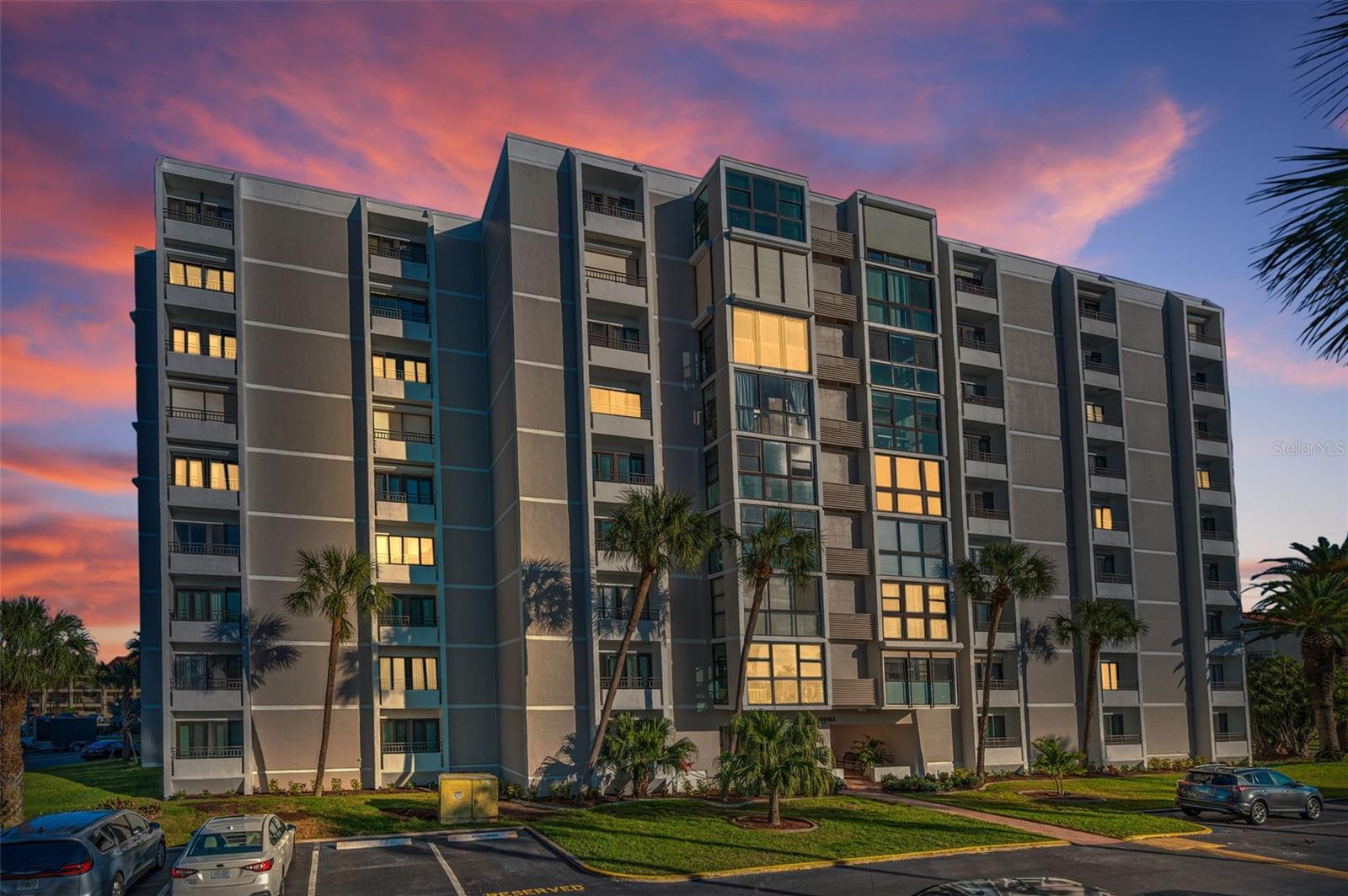 CLEARWATER POINT NO 7 (NO TENNIS) - Residential