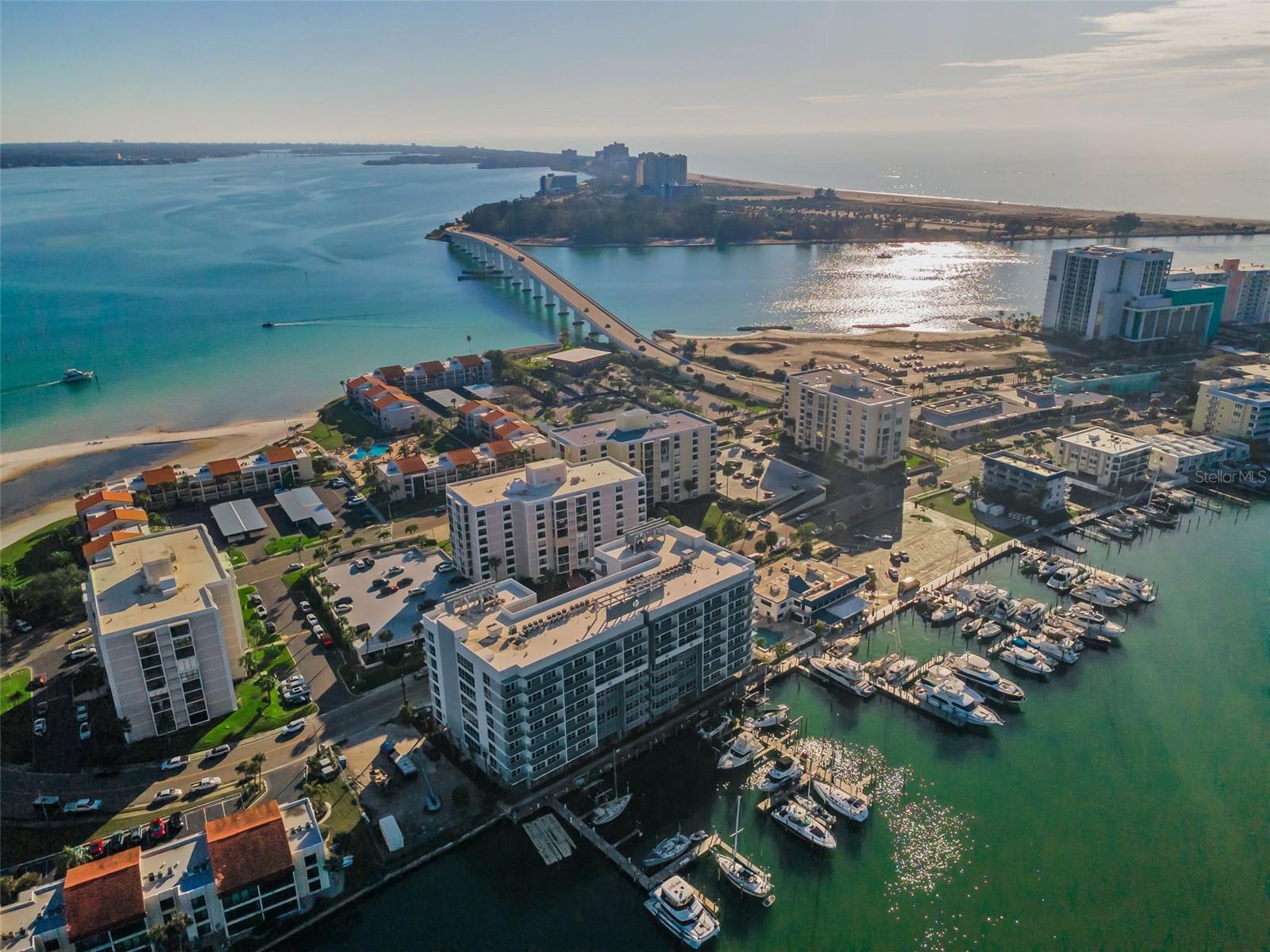 CLEARWATER POINT NO 7 (NO TENNIS) - Residential