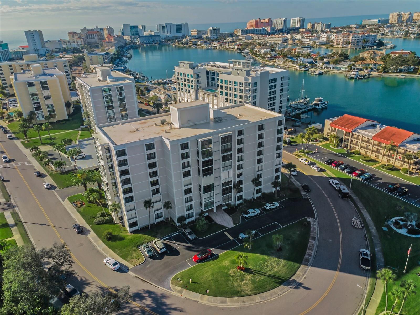 CLEARWATER POINT NO 7 (NO TENNIS) - Residential