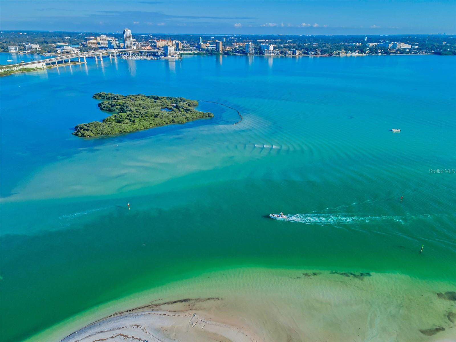 CLEARWATER POINT NO 7 (NO TENNIS) - Residential