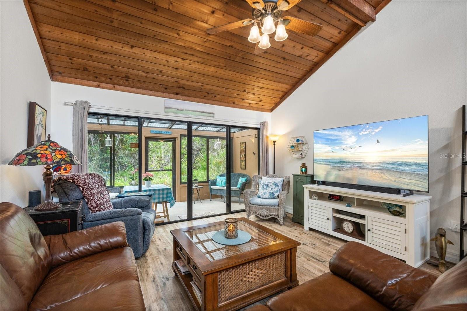 PINE BAY FOREST - Residential