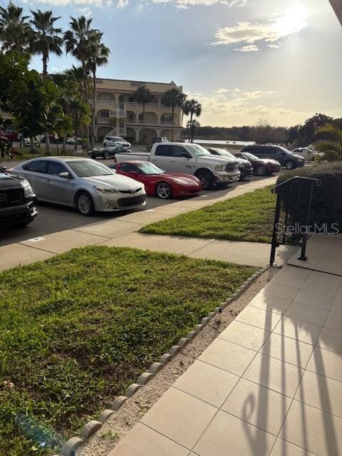 ON TOP OF THE WORLD - Residential