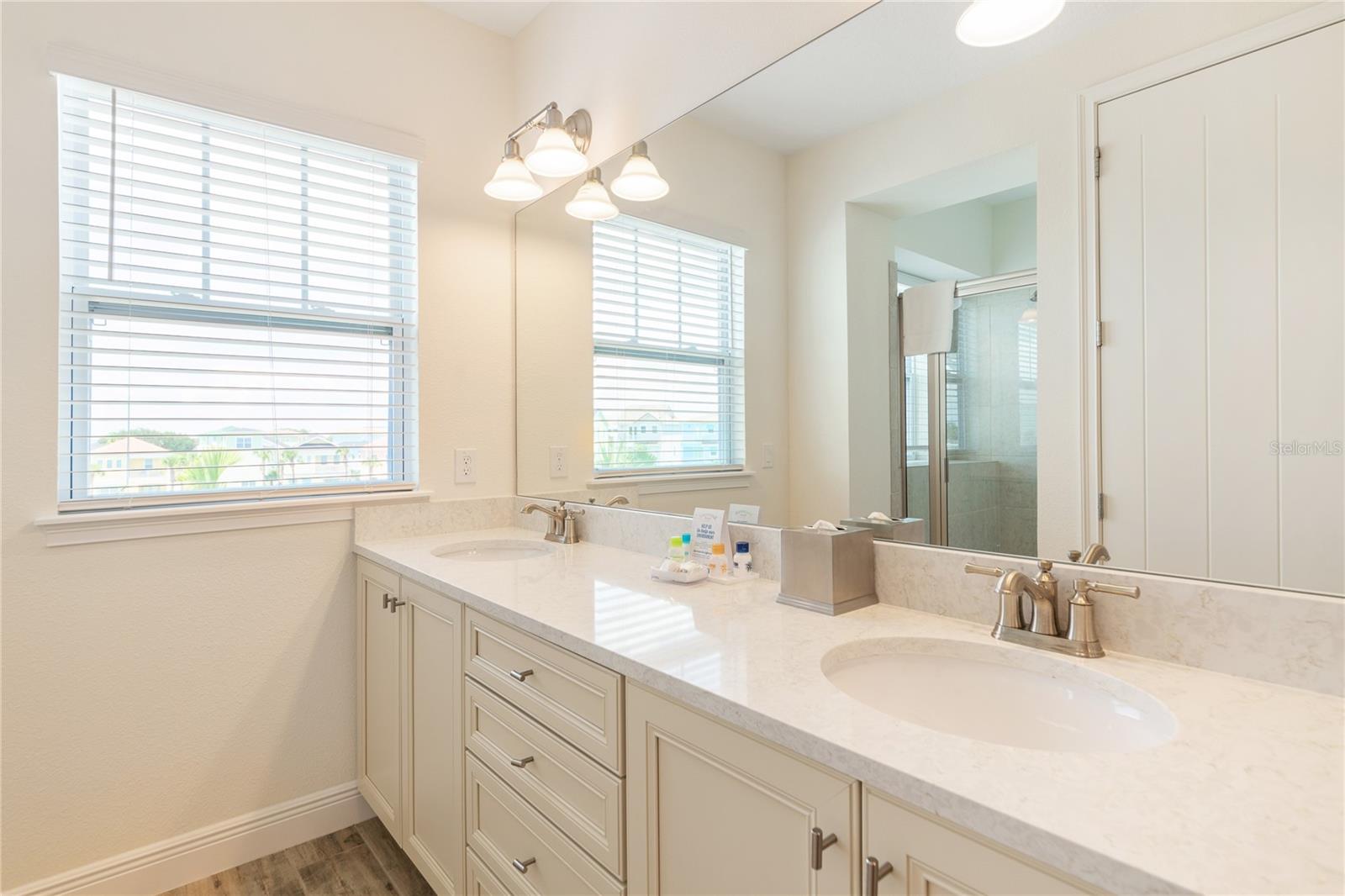 ROLLING OAKS PH 5 - Residential