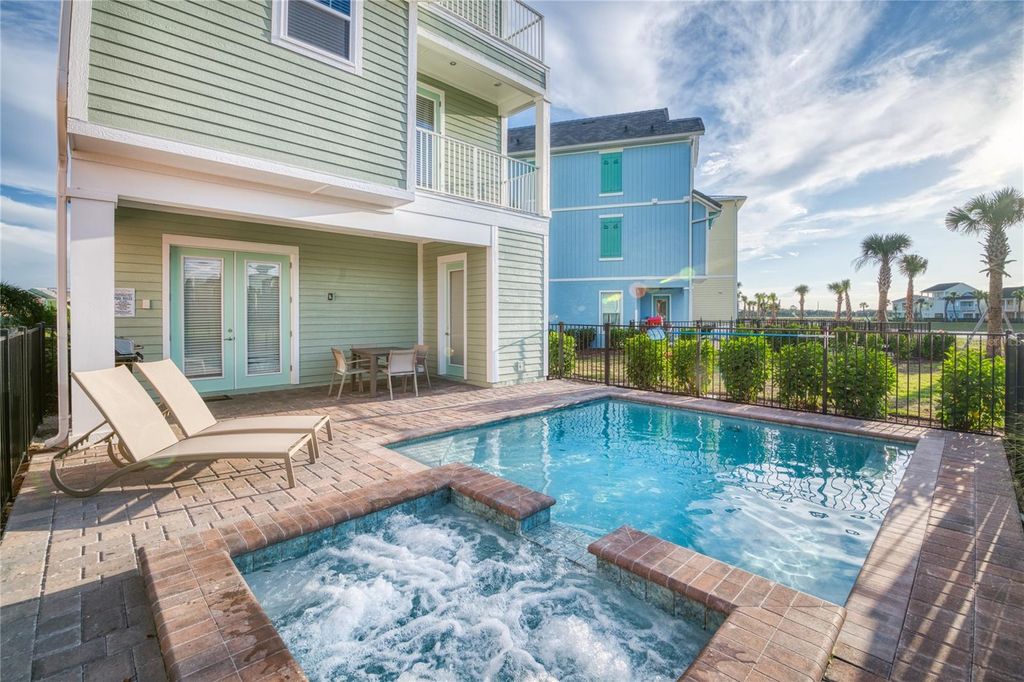 Photo of 8009 Surf Street, Kissimmee, FL 34747 (MLS # O6383187)