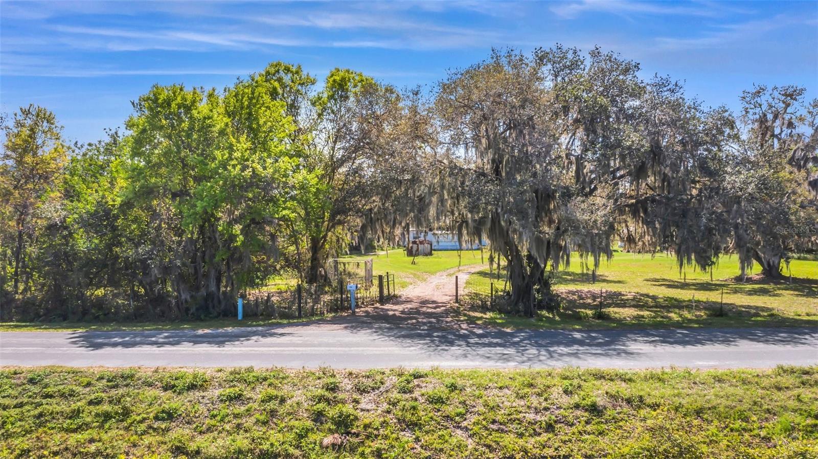 ACREAGE & UNREC - Land