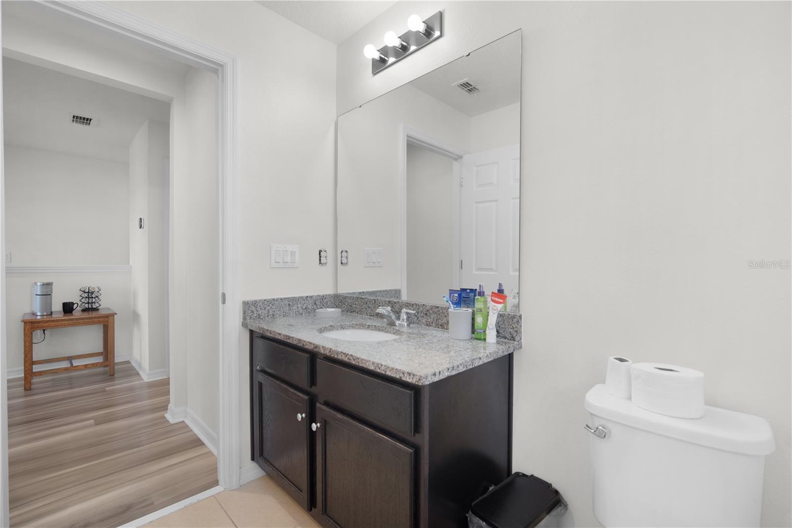 TOHOQUA PH 1 - Residential Lease