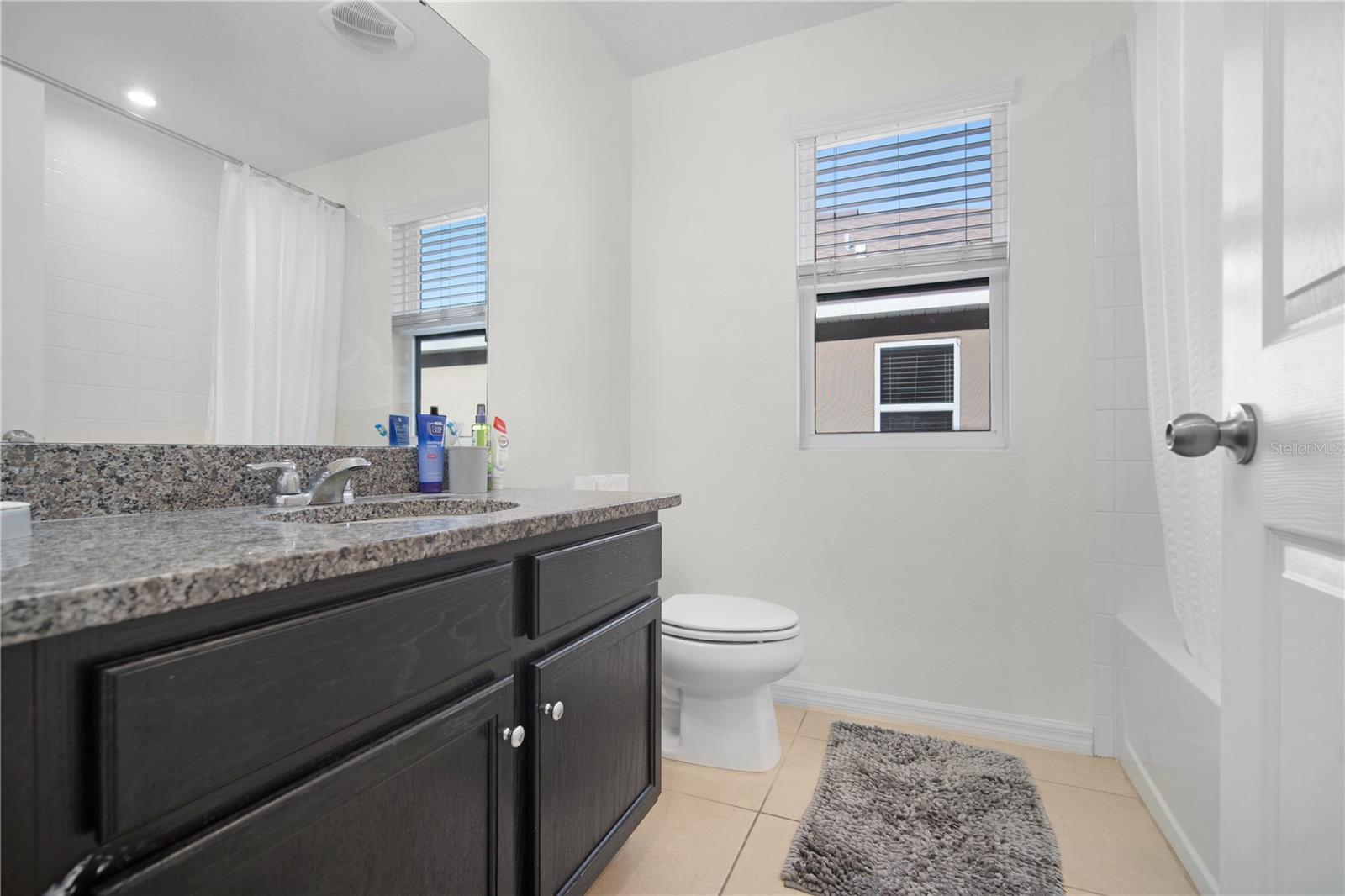 TOHOQUA PH 1 - Residential Lease