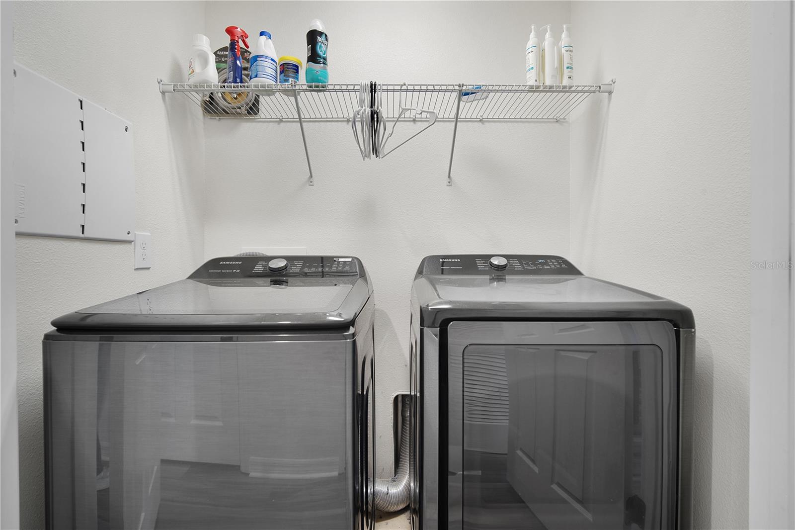 TOHOQUA PH 1 - Residential Lease