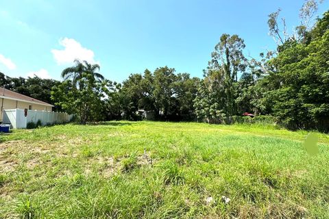 2930 HAWTHORNE STREET SARASOTA FL 34239