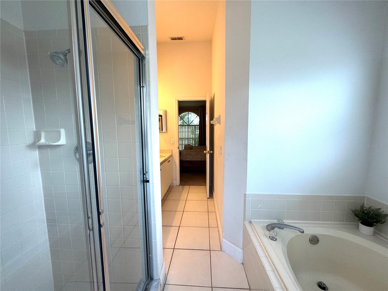 BRIARGROVE SECOND ADD - Residential Lease