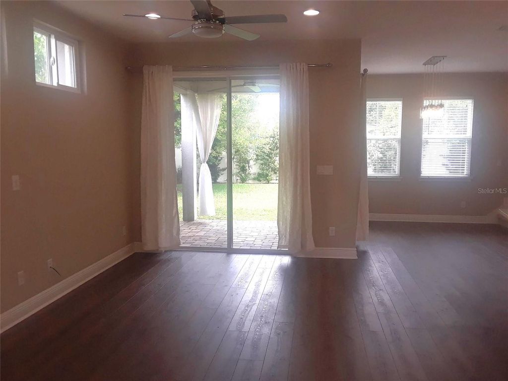 Photo of 1229 E Muriel Street, Orlando, FL 32806 (MLS # O6368071)