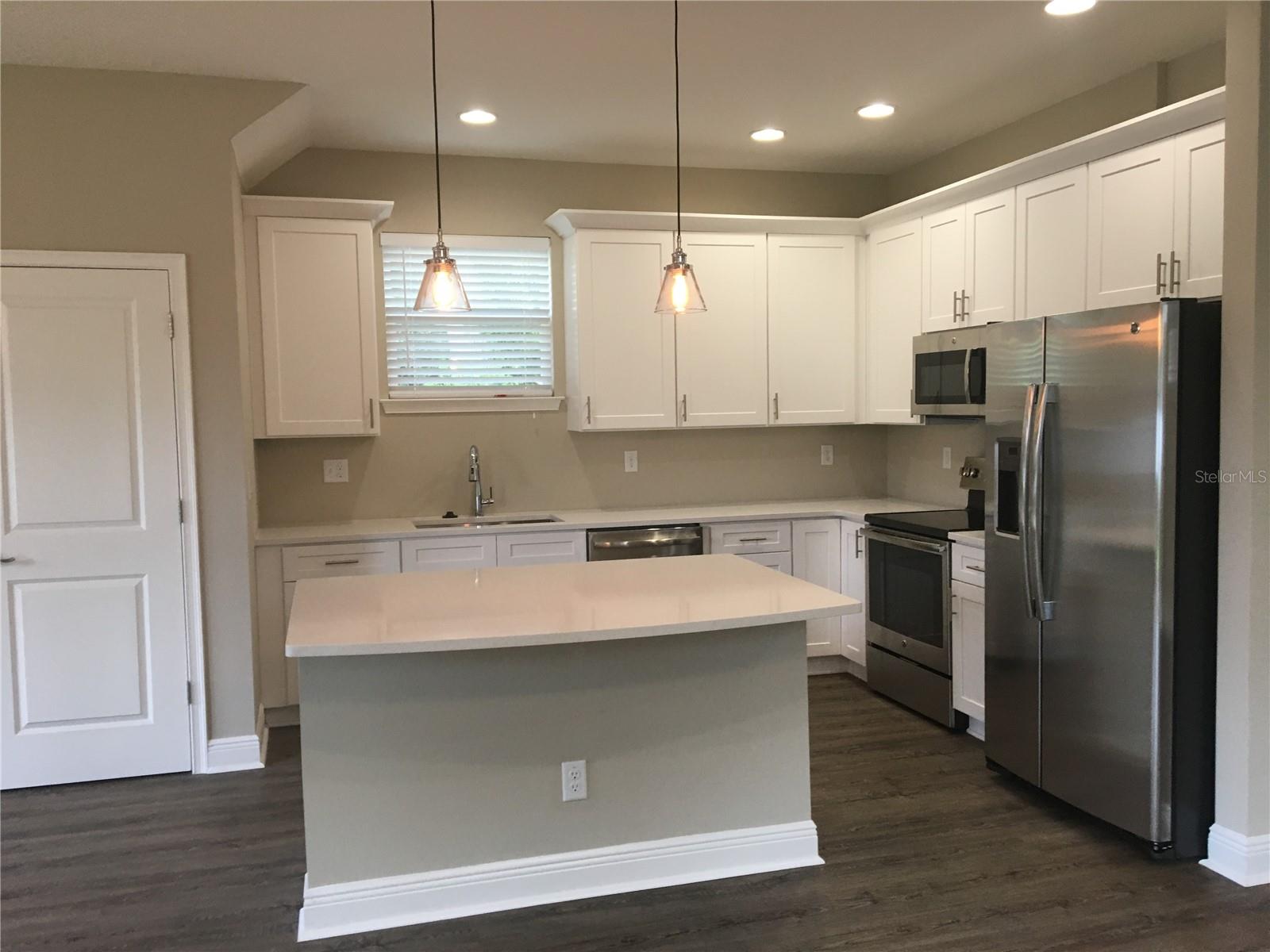 BELLE VISTA - Residential Lease