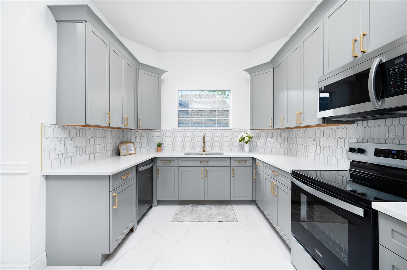 HAILE PLANTATION UNIT 35 PH 4 - Residential