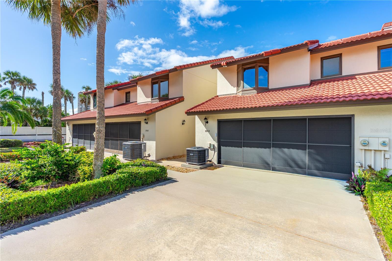 THE TOWNHOMES AT THE OCEANS - Residential