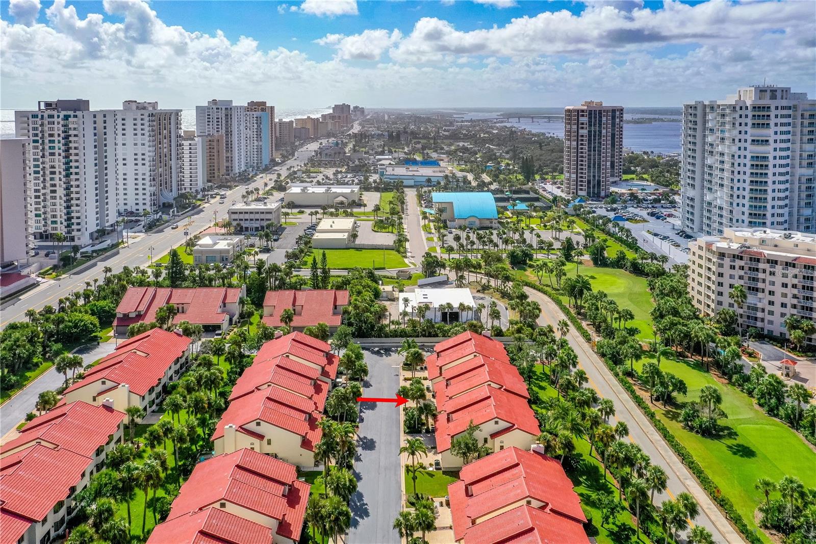 THE TOWNHOMES AT THE OCEANS - Residential