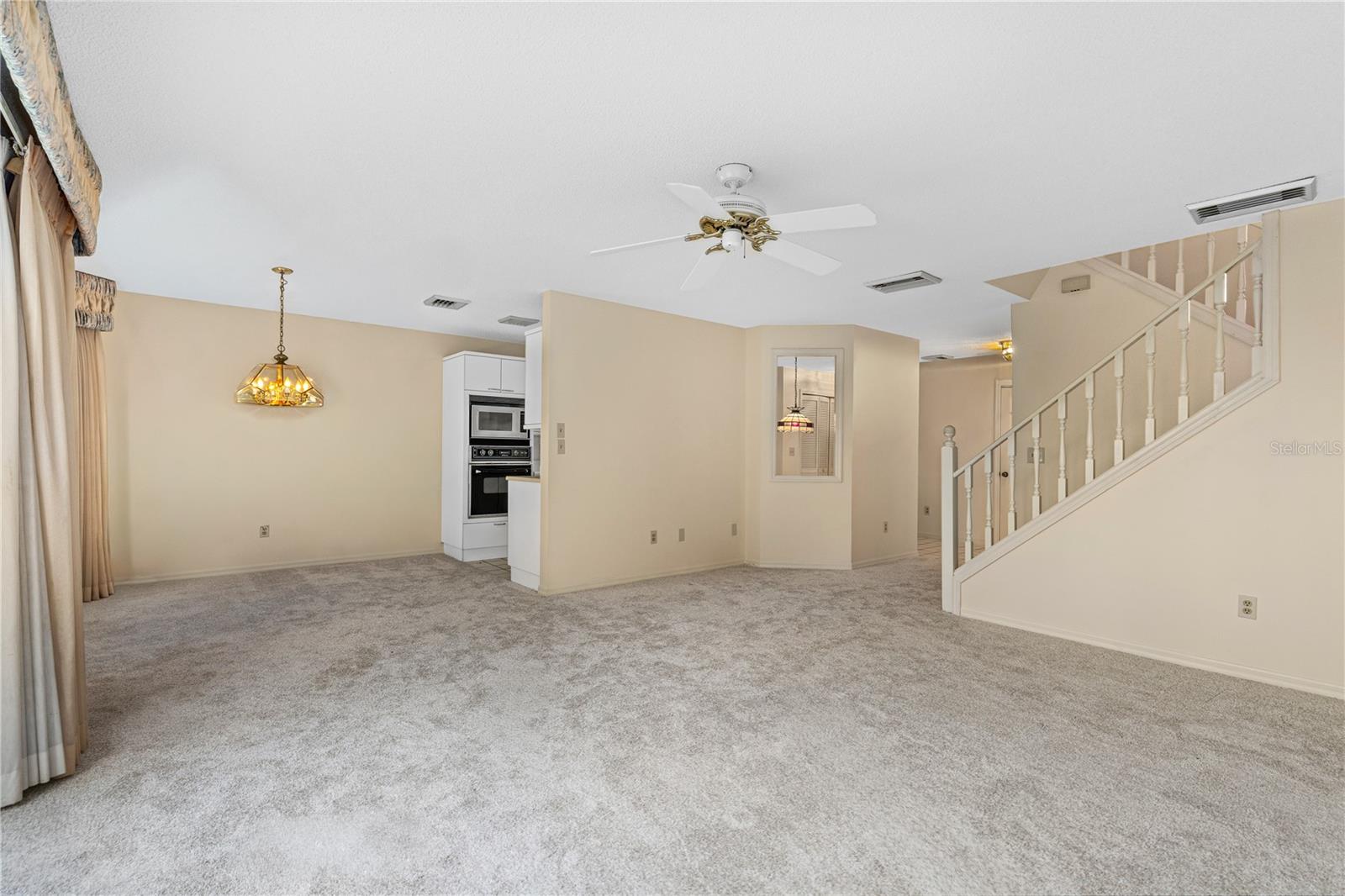 THE TOWNHOMES AT THE OCEANS - Residential