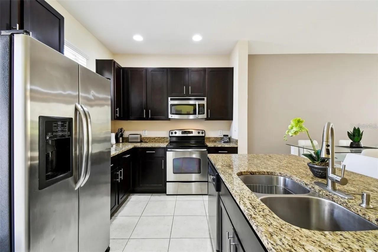 SIGNATURE LKS-PCL 01D PH 01 - Residential