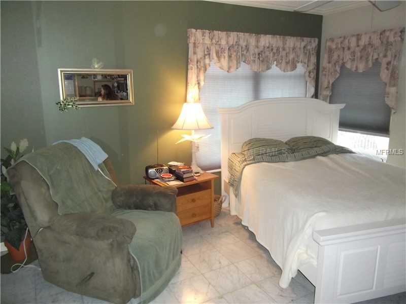 OVERBROOK GDNS UNIT 2 - Residential