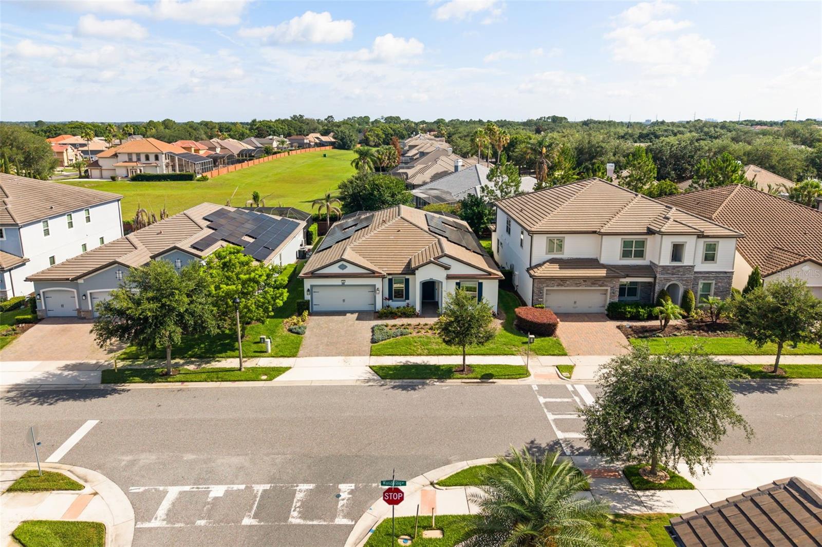 7916 WANDERING WAY
