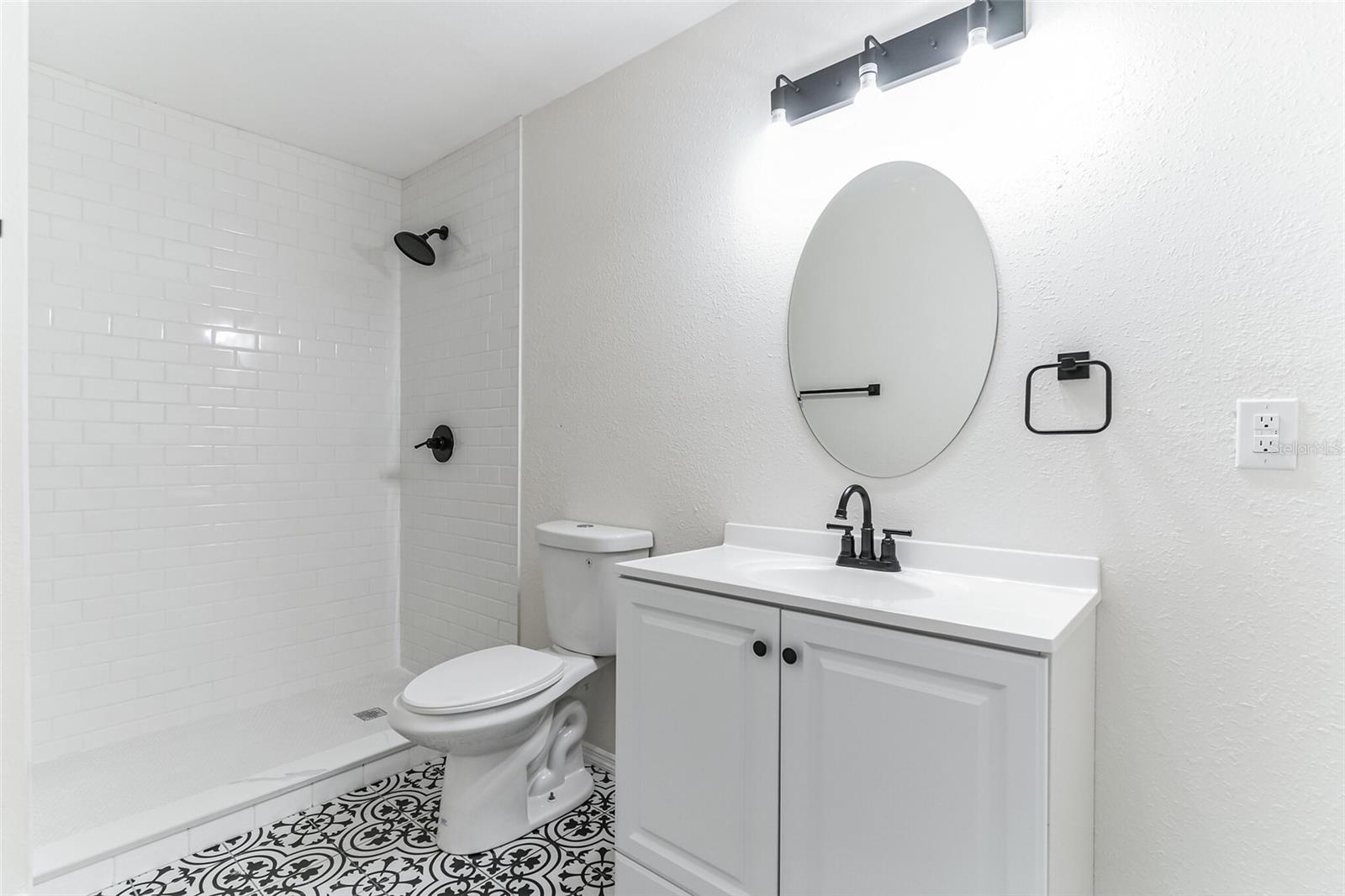 BELLE SHORE ISLES - Residential