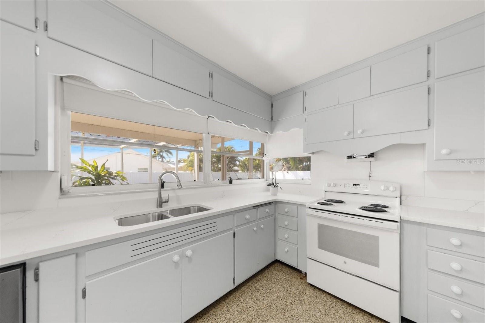 BELLEAIR BEACH - Residential