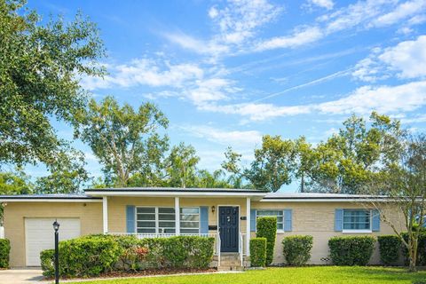 Photo of 3019 Clemwood Street, Orlando, FL 32803 (MLS # O6331333)