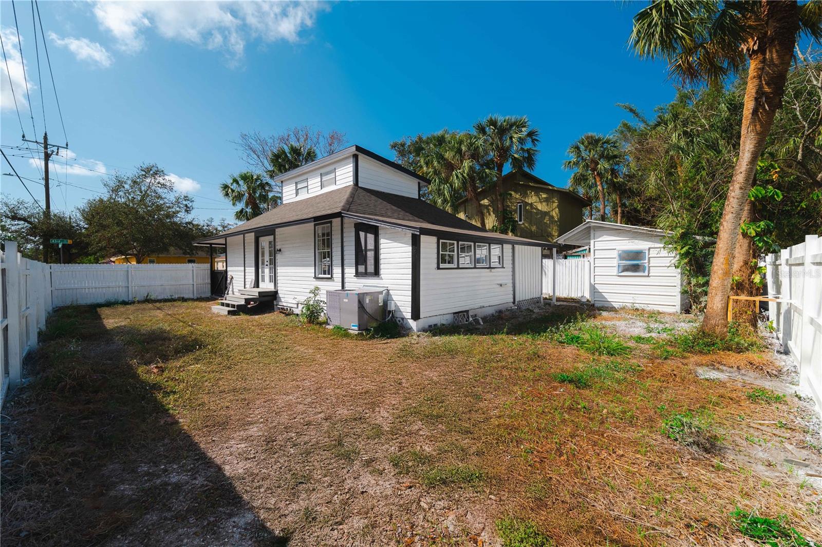 SUNNYBROOK - Residential