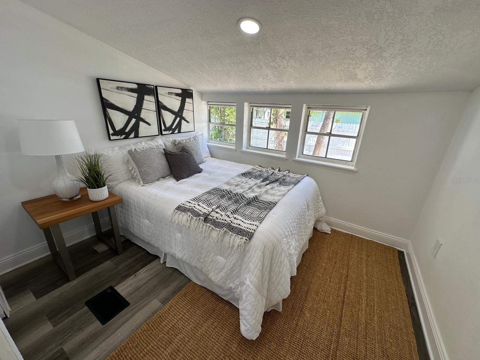 SUNNYBROOK - Residential