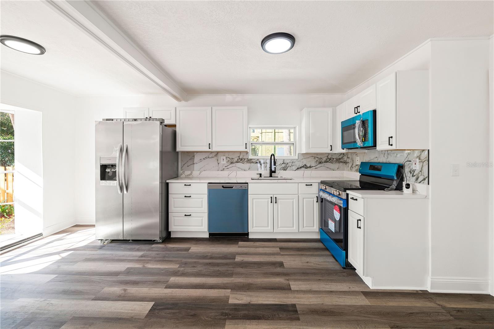 SUNNYBROOK - Residential