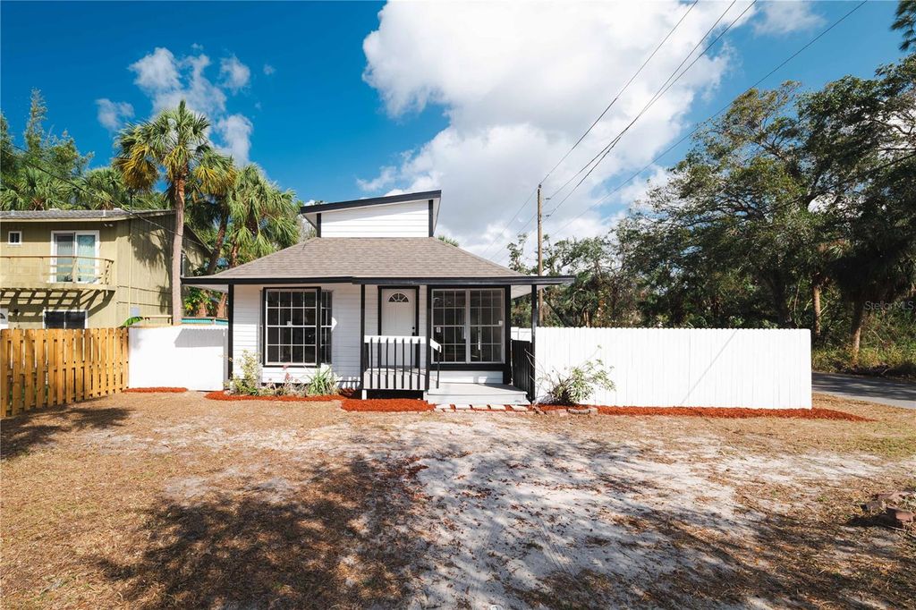 Photo of 1397 43rd Street, Sarasota, FL 34234 (MLS # O6349362)