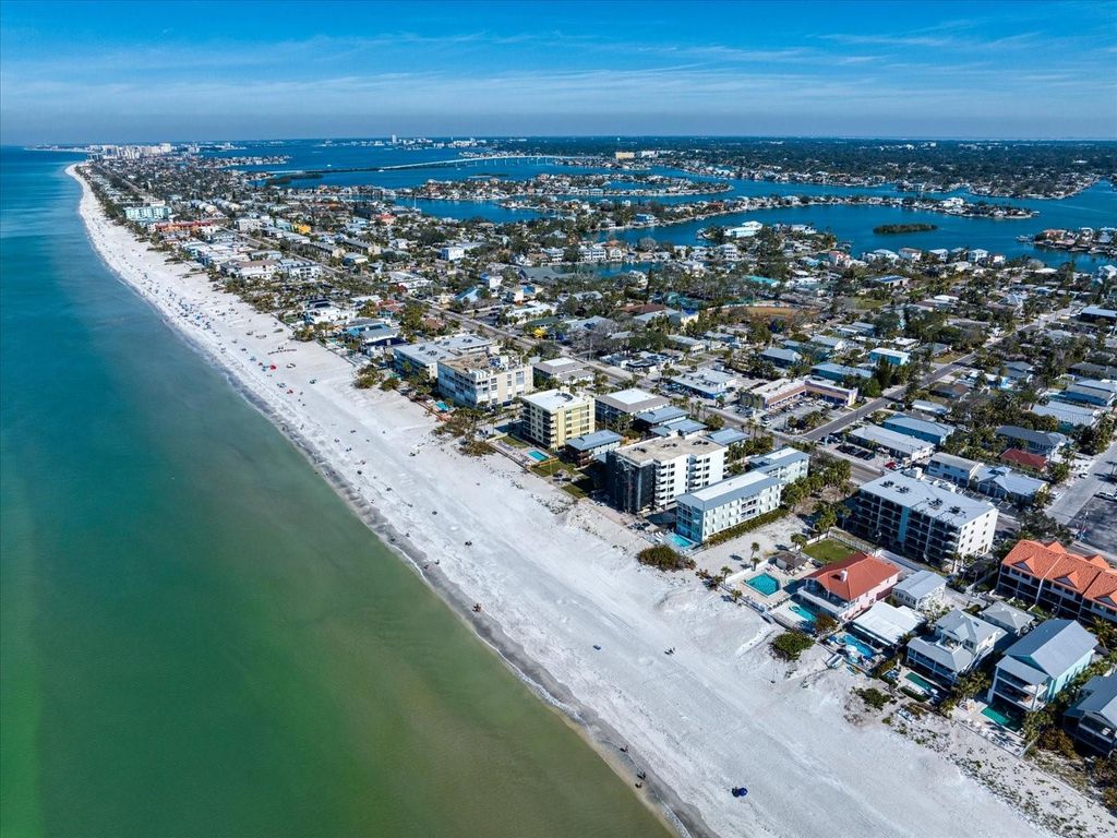 Photo of 1401 Bay Palm Boulevard, Indian Rocks Beach, FL 33785 (MLS # TB8301586)