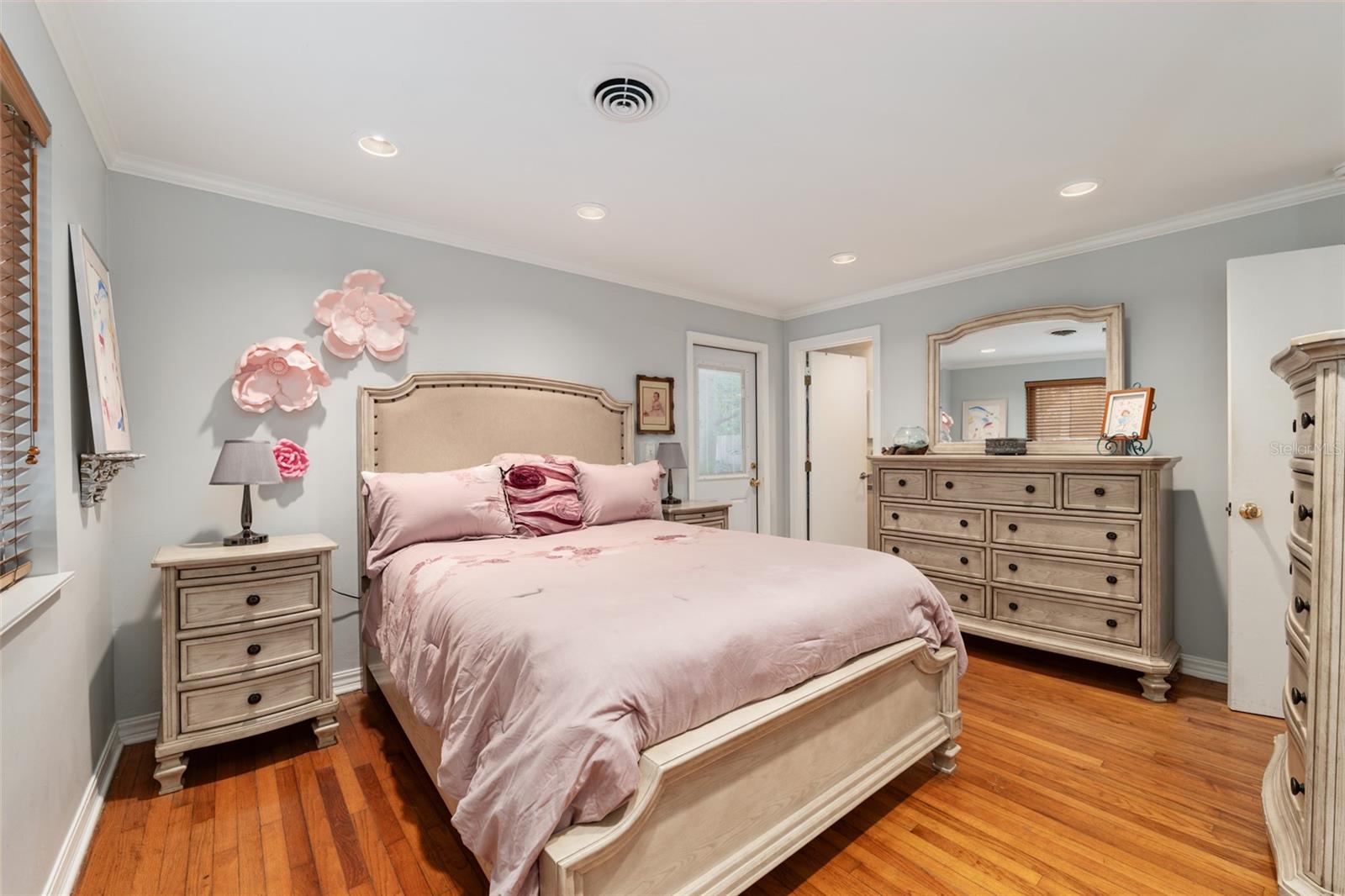PINES - Residential
