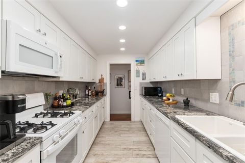 Tiny photo for 1210 SE 14th Avenue, Ocala, FL 34471 (MLS # OM725113)